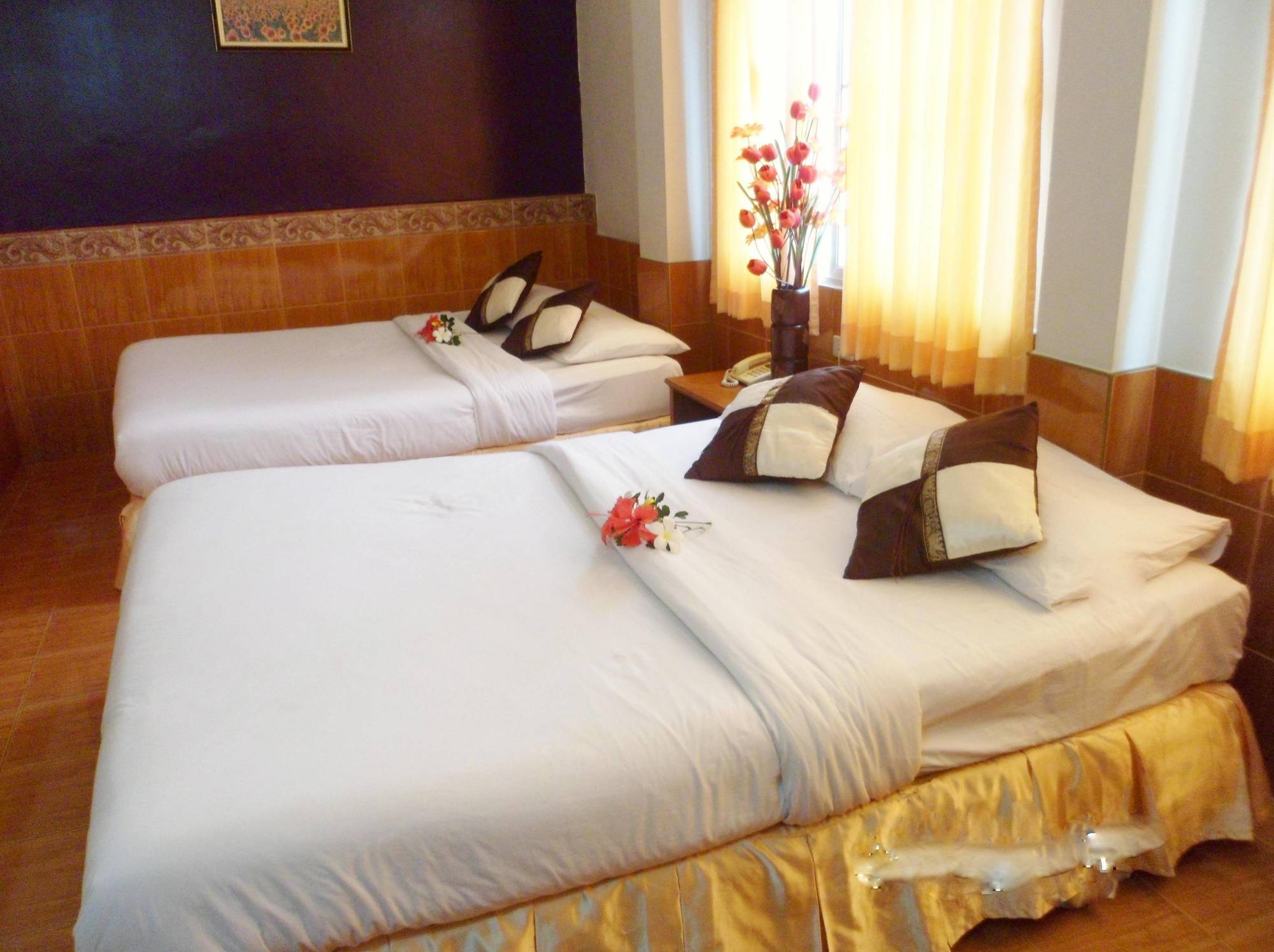 Suriwong Chumphon Hotel Ngoại thất bức ảnh