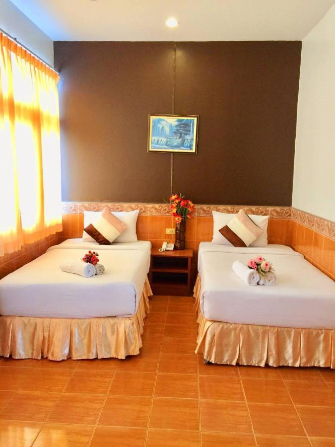 Suriwong Chumphon Hotel Ngoại thất bức ảnh